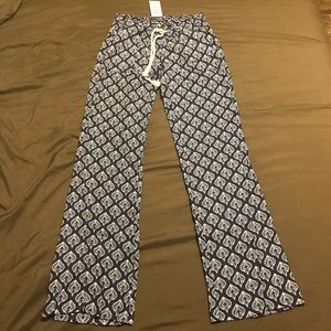Roxy Oceanside pants NWT.